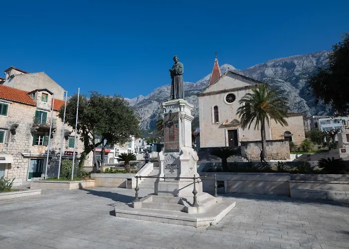 Апартаменти Old Town